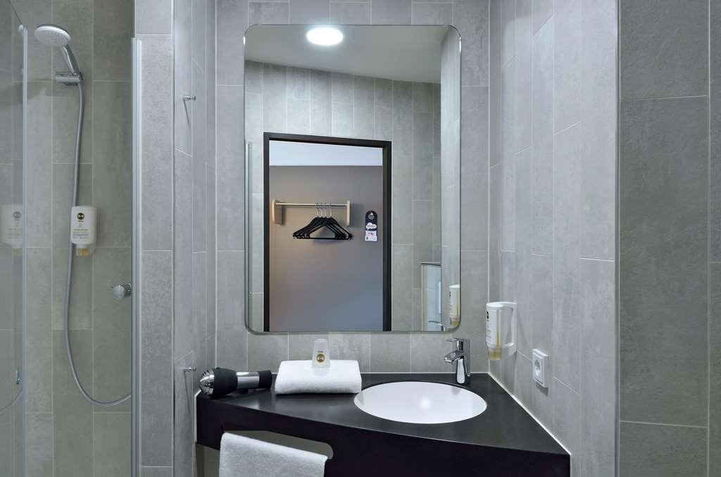 Hotel Mannheim-neuostheim 3*